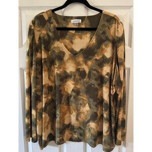 Calvin Klein 🫐 Green Yellow Camouflage 3/4 Sleeve Knit Top